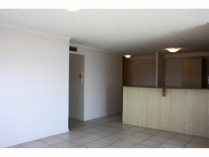 17/209 Wills Street, Townsville City QLD 4810