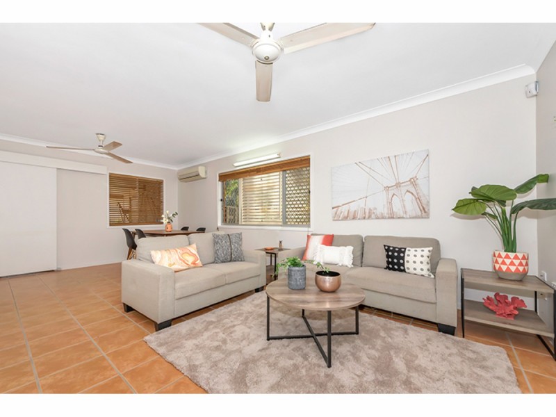 4 Canara Street, Cranbrook QLD 4814