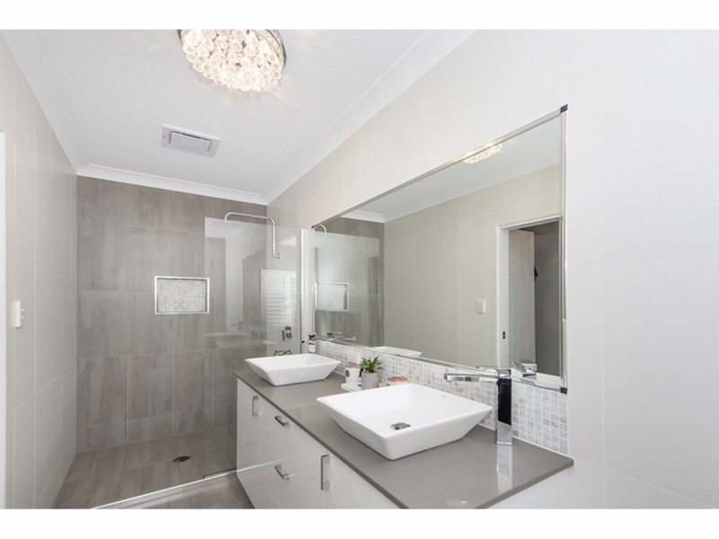 20 Elford Place, Mount Louisa QLD 4814