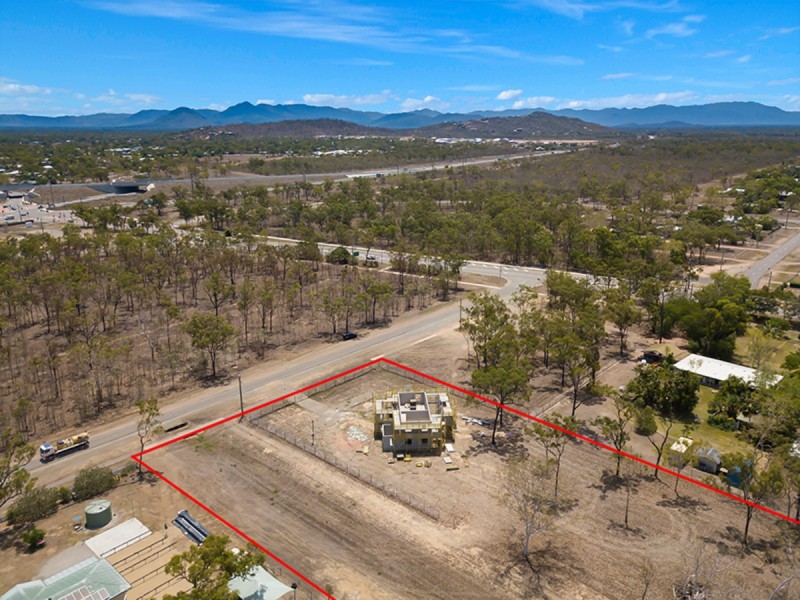 3 Batten Road, Mount Low QLD 4818