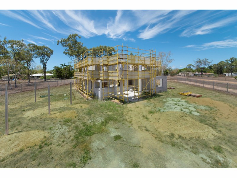 3 Batten Road, Mount Low QLD 4818
