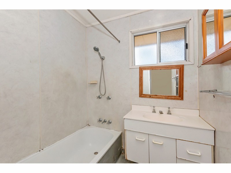 30 Riechelmann Street, Heatley QLD 4814