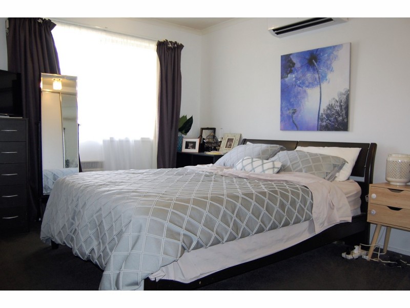 12 Gill Street, Kirwan QLD 4817