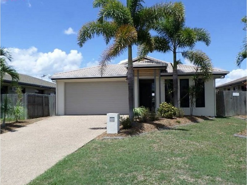 7 Sanderling Court, Kelso QLD 4815