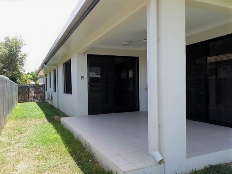 7 Sanderling Court, Kelso QLD 4815