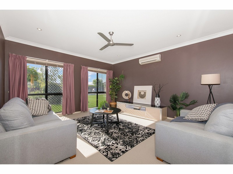 27 Bamboo Crescent, Mount Louisa QLD 4814