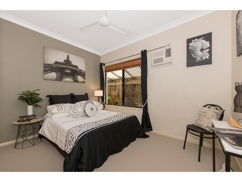 27 Bamboo Crescent, Mount Louisa QLD 4814