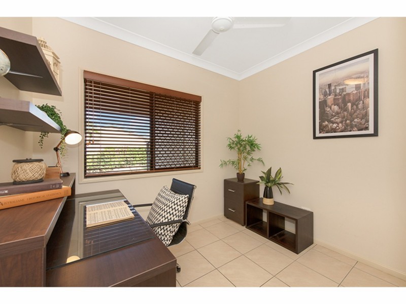 27 Bamboo Crescent, Mount Louisa QLD 4814