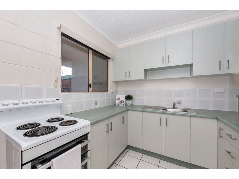 11/133-137 Ireland Street, Oonoonba QLD 4811