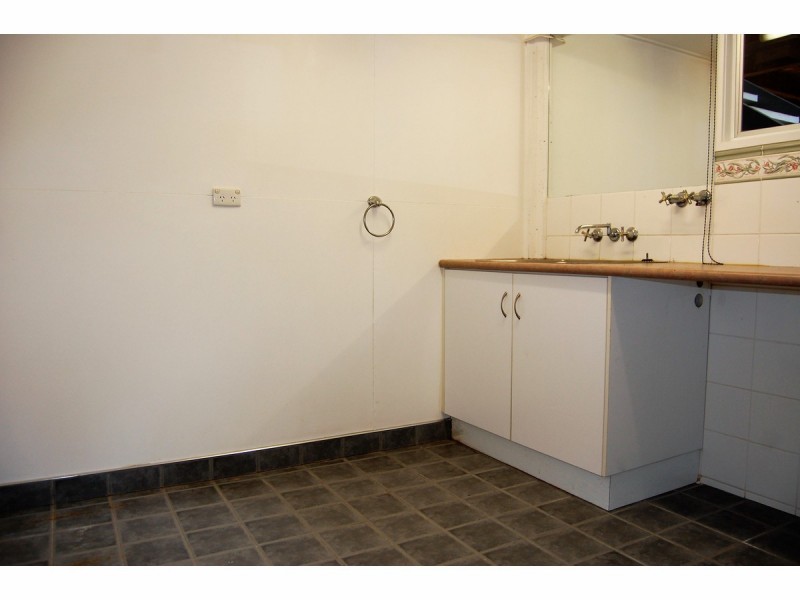 44 Camp Street, Mundingburra QLD 4812