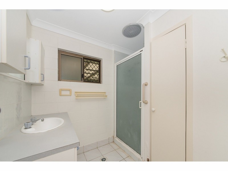 87 Wattle Street, Cranbrook QLD 4814