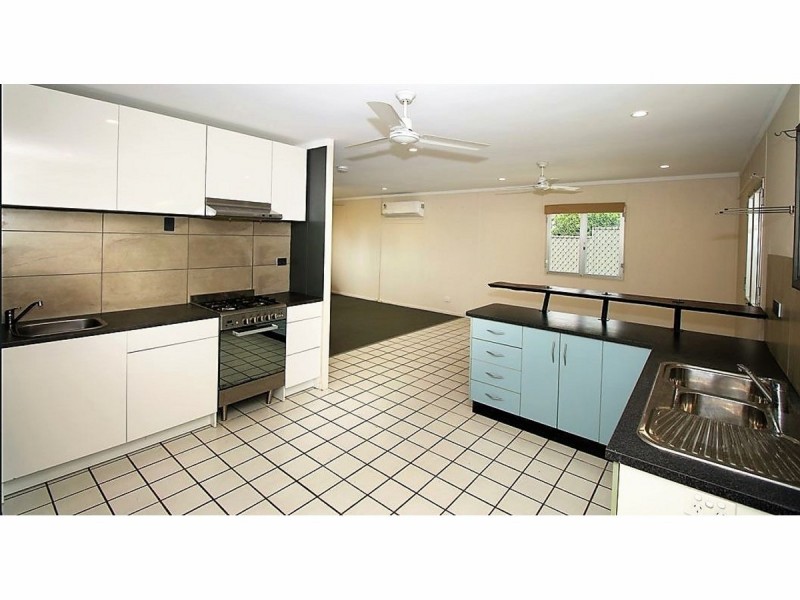 395 Dalrymple Road, Mount Louisa QLD 4814