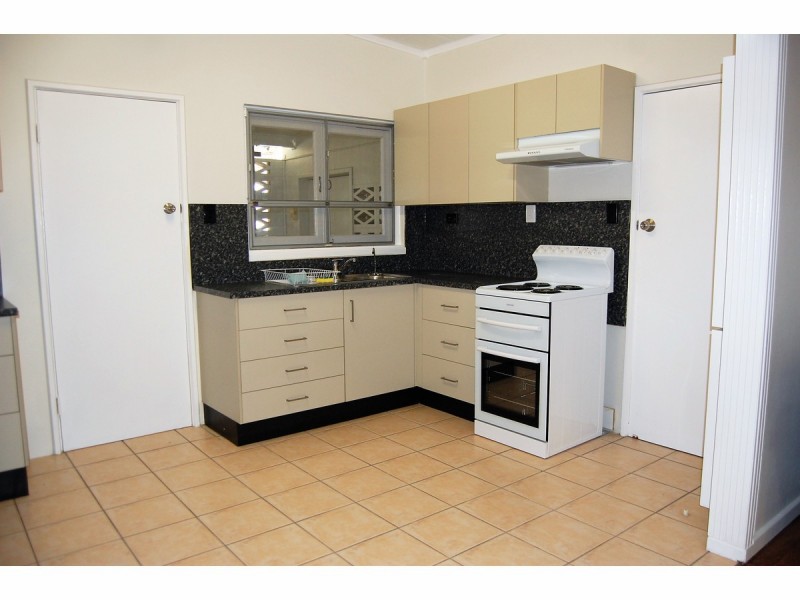 3 Raynor Street, Cranbrook QLD 4814