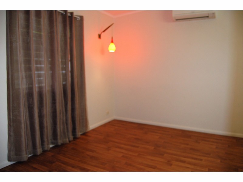 3 Raynor Street, Cranbrook QLD 4814