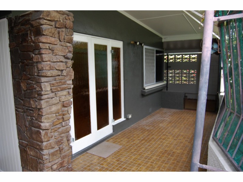 3 Raynor Street, Cranbrook QLD 4814