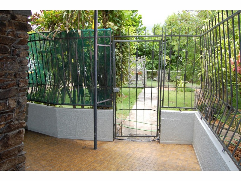 3 Raynor Street, Cranbrook QLD 4814