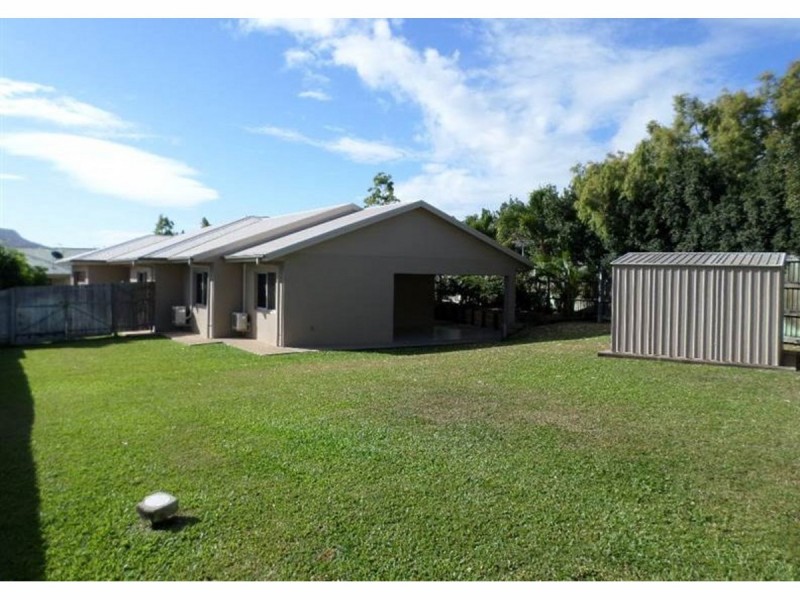 10 Somerville Place, Idalia QLD 4811