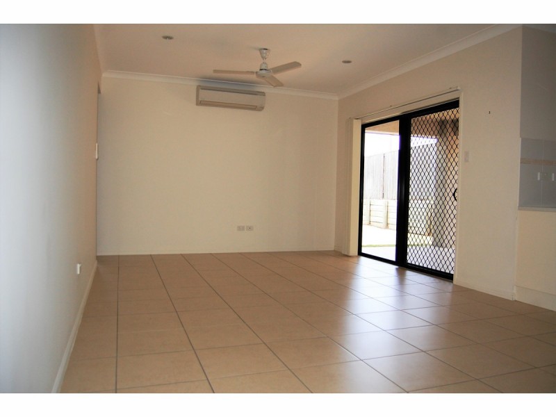 99 Klewarra Boulevard, Douglas QLD 4814