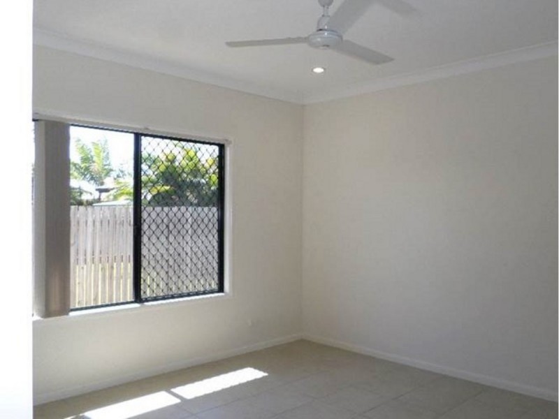 21 Yarra Crescent, Kelso QLD 4815