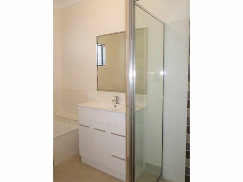 21 Yarra Crescent, Kelso QLD 4815