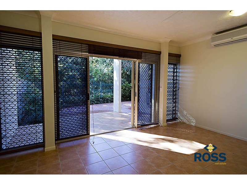 2/151-157 Riverside Boulevard, Douglas QLD 4814