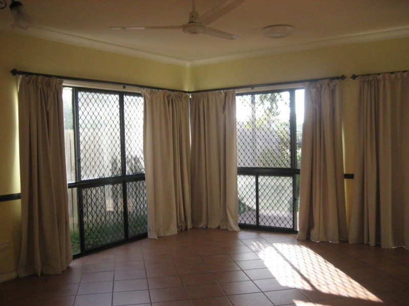 99 Phoenix Parade, Kirwan QLD 4817