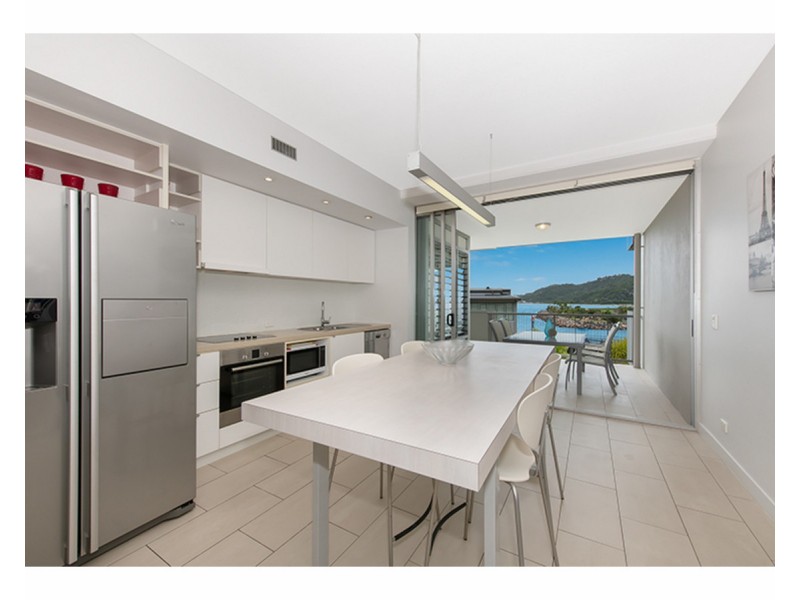 1305/146 Sooning Street, Nelly Bay QLD 4819