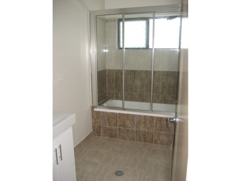 1/2 Vai Avenue, Condon QLD 4815