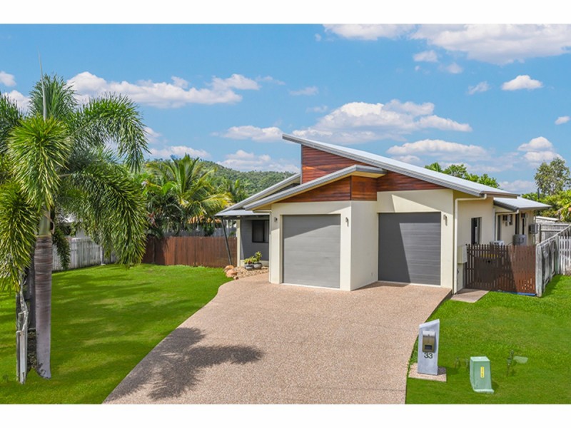33 Bamboo Crescent, Mount Louisa QLD 4814