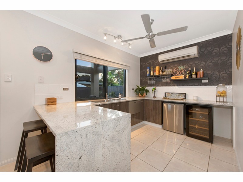 9 Coolan Court, Bushland Beach QLD 4818