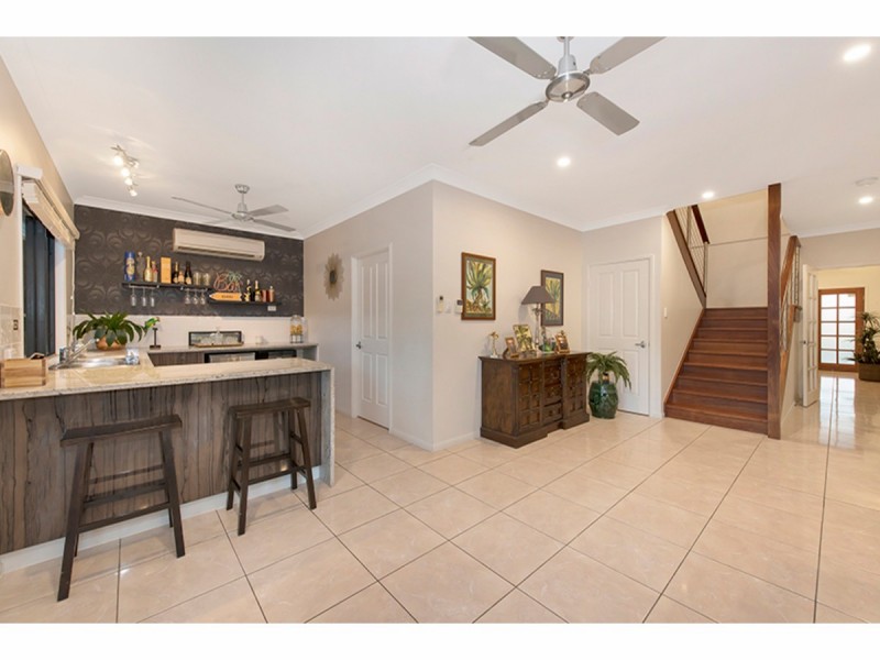 9 Coolan Court, Bushland Beach QLD 4818