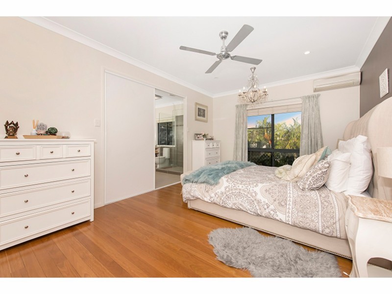 9 Coolan Court, Bushland Beach QLD 4818