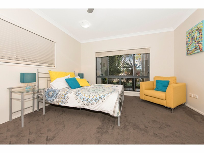 9 Coolan Court, Bushland Beach QLD 4818