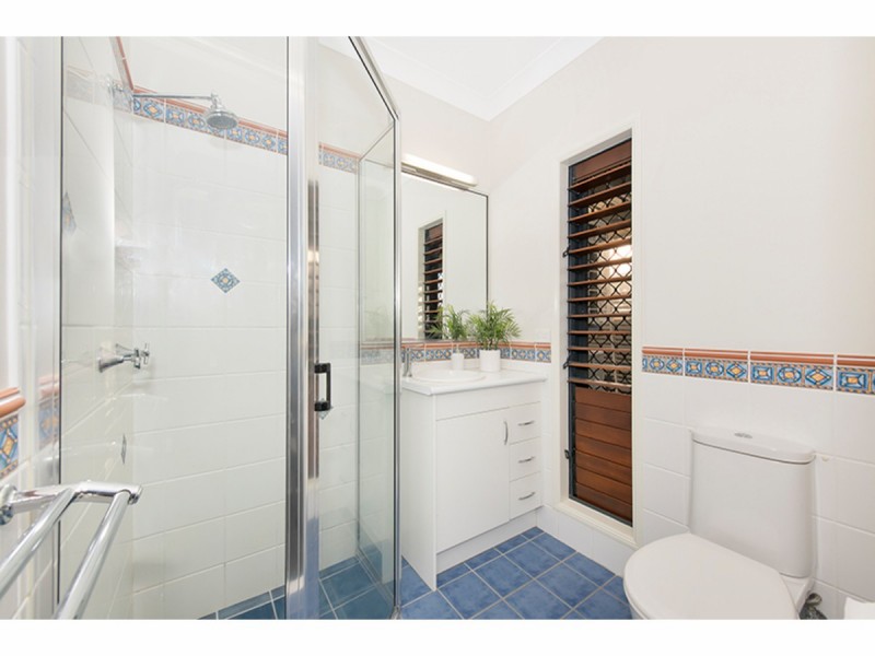 9 Coolan Court, Bushland Beach QLD 4818