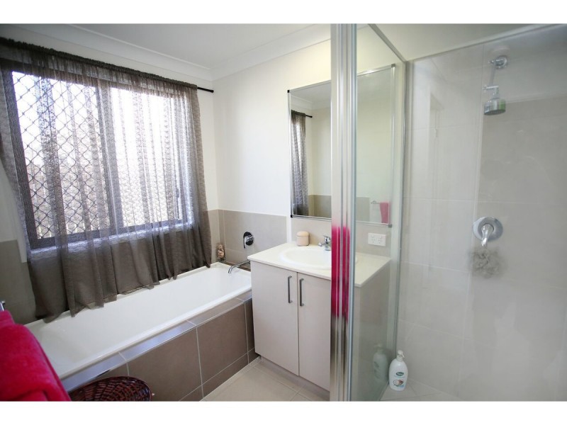 86 Willowbank Drive, Kirwan QLD 4817