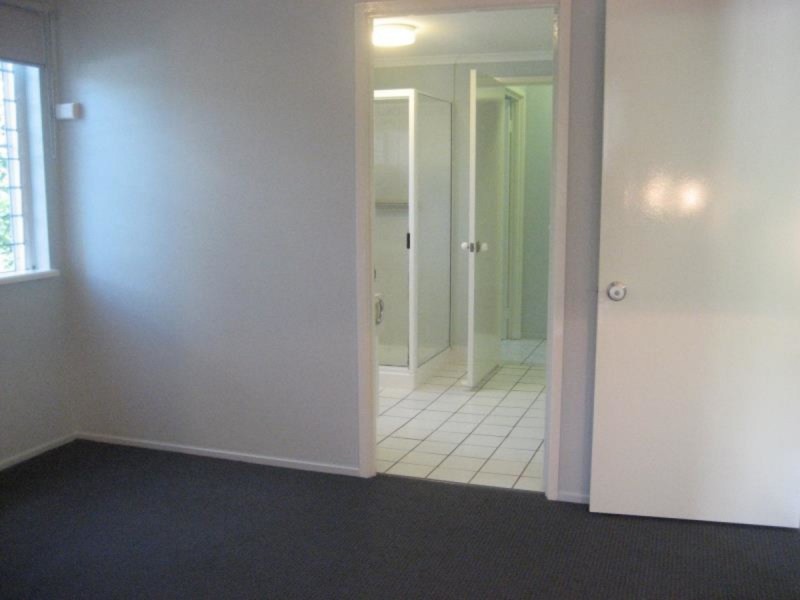 3/377 Stanley Street, North Ward QLD 4810