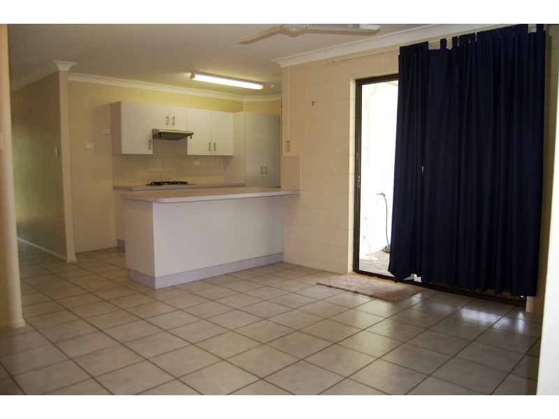 7 Tania Court, Burdell QLD 4818