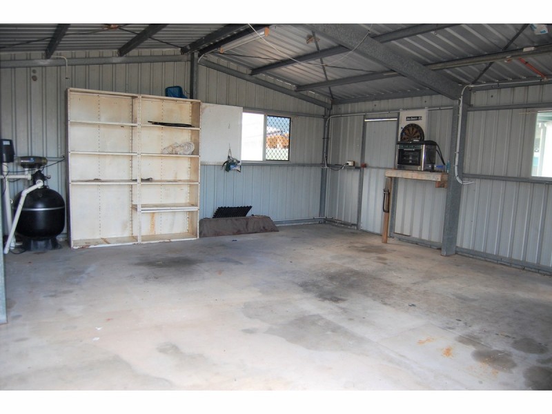 7 Tania Court, Burdell QLD 4818