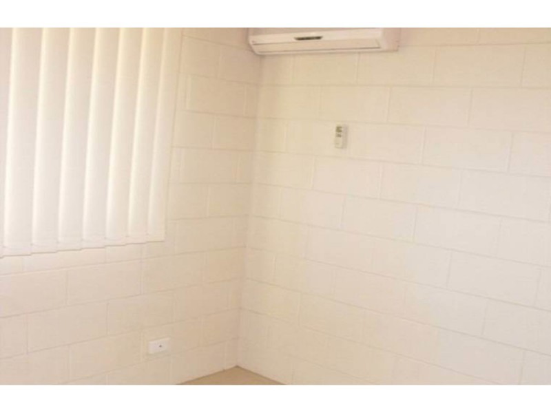 4/18 Kitchener Road, Pimlico QLD 4812