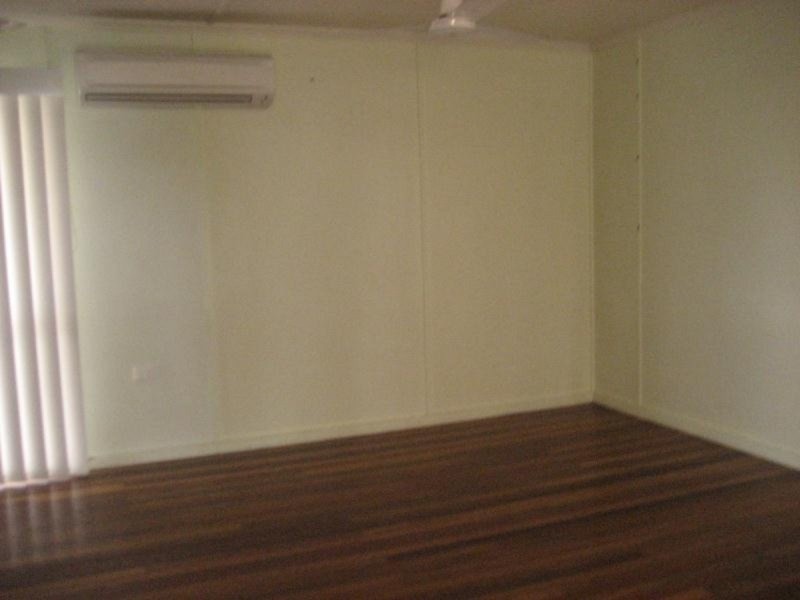 8 Warren Court, Aitkenvale QLD 4814