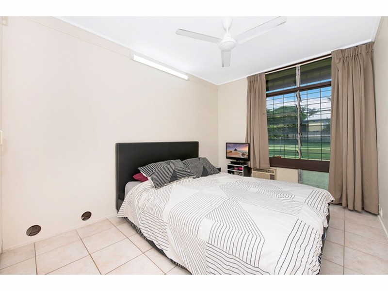 9 Alroy Street, Pimlico QLD 4812