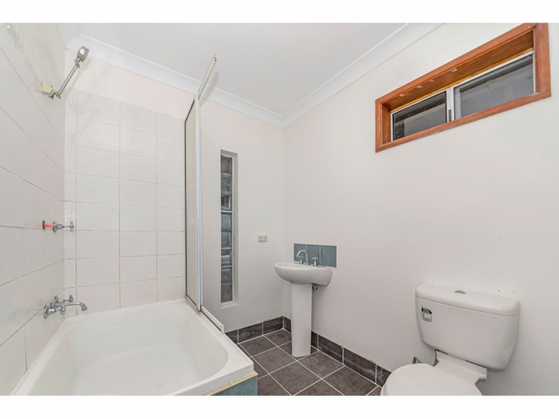 6 Nelia Street, Kirwan QLD 4817