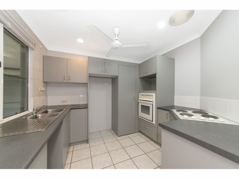 27 Rosewood Avenue, Kelso QLD 4815