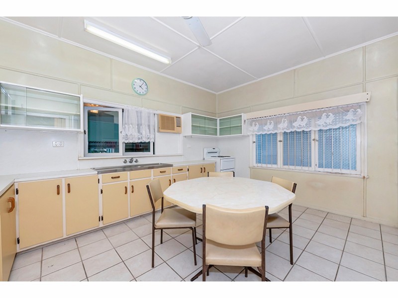 11 Bristol Street, Gulliver QLD 4812