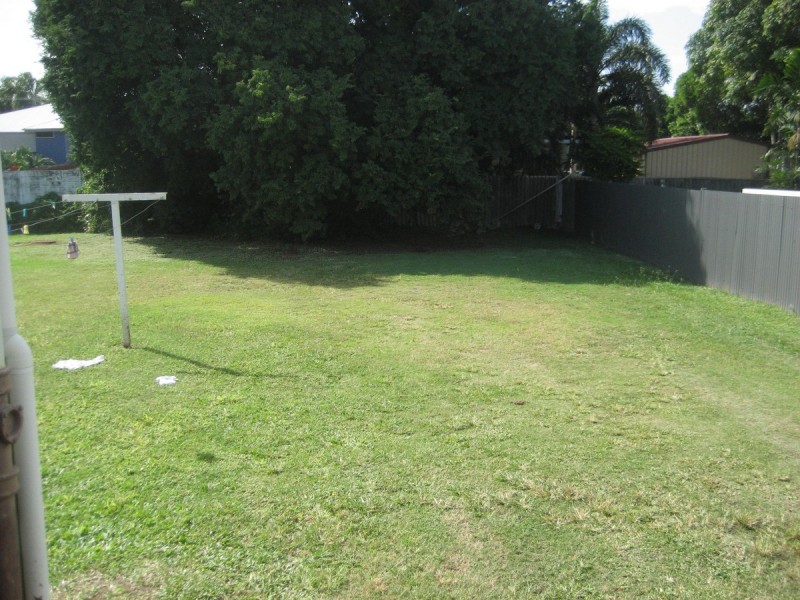 2/21 Railway Avenue, Railway Estate QLD 4810