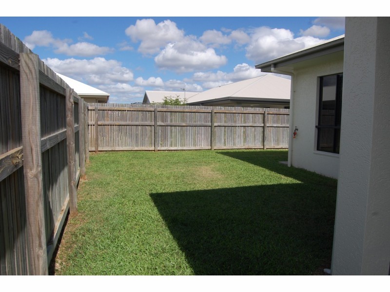 6 Mulwaree Lane, Kelso QLD 4815