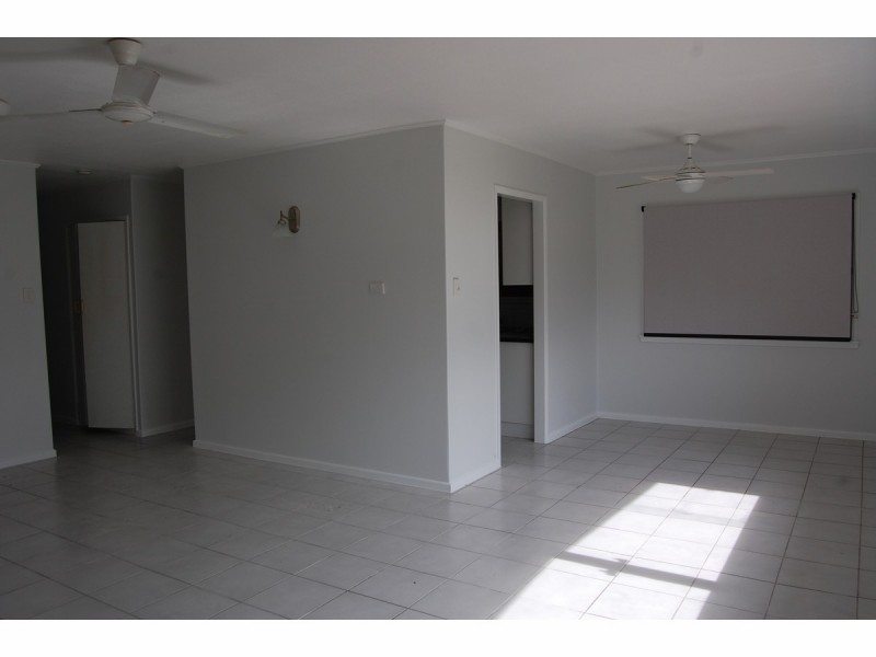 38 Bainbridge Street, Heatley QLD 4814