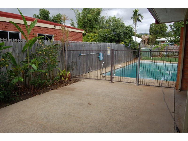 38 Bainbridge Street, Heatley QLD 4814