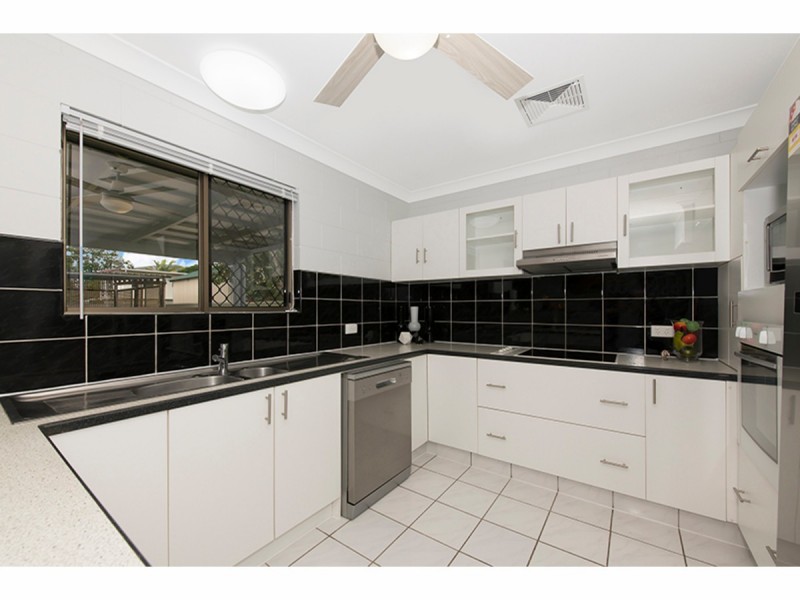 87 Wattle Street, Cranbrook QLD 4814