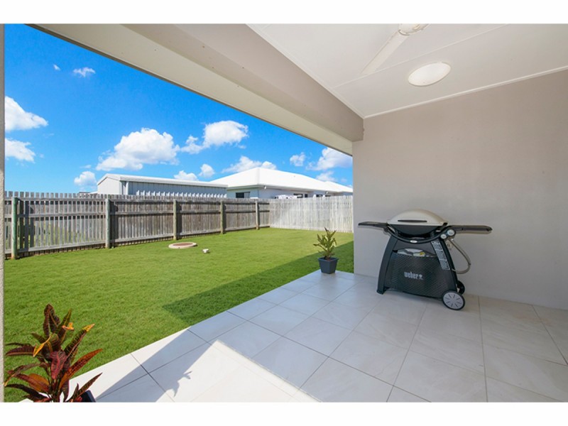 6 Delaware Green, Mount Louisa QLD 4814